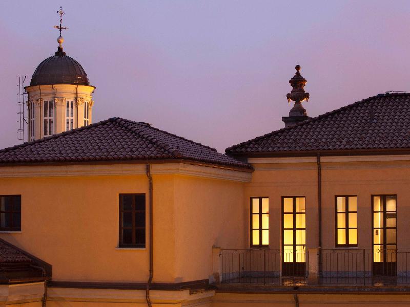 Hotel Nh Collection Piazza Carlina 4*